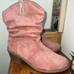 SHEIN Dusty Rose Slouchy Heeled Boots